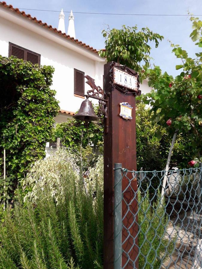 Familia Brito Hotel Porches  Exterior photo