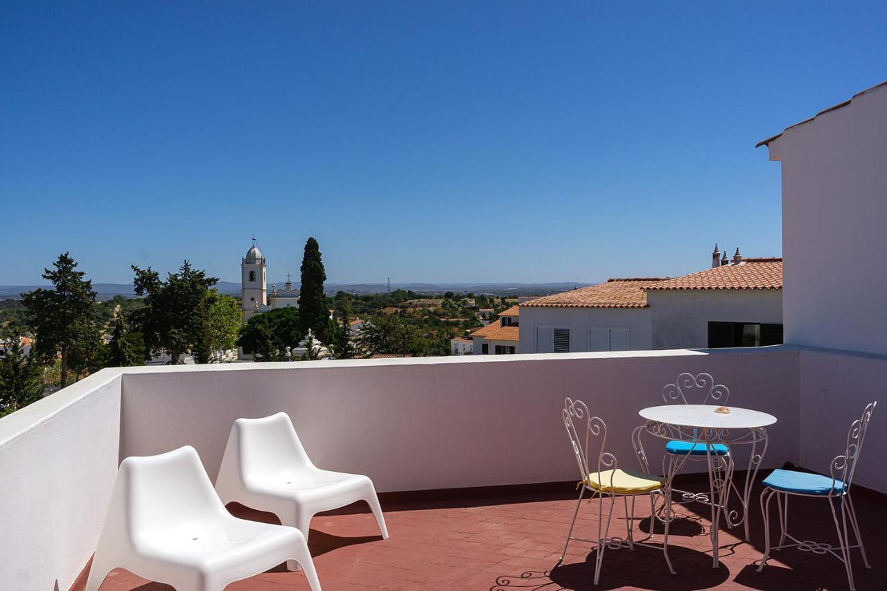 Familia Brito Hotel Porches  Exterior photo